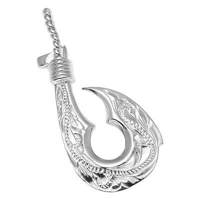 HEAVY SOLID 14K WHITE GOLD REVERSIBLE HAWAIIAN SCROLL ENGRAVED FISH HOOK PENDANT